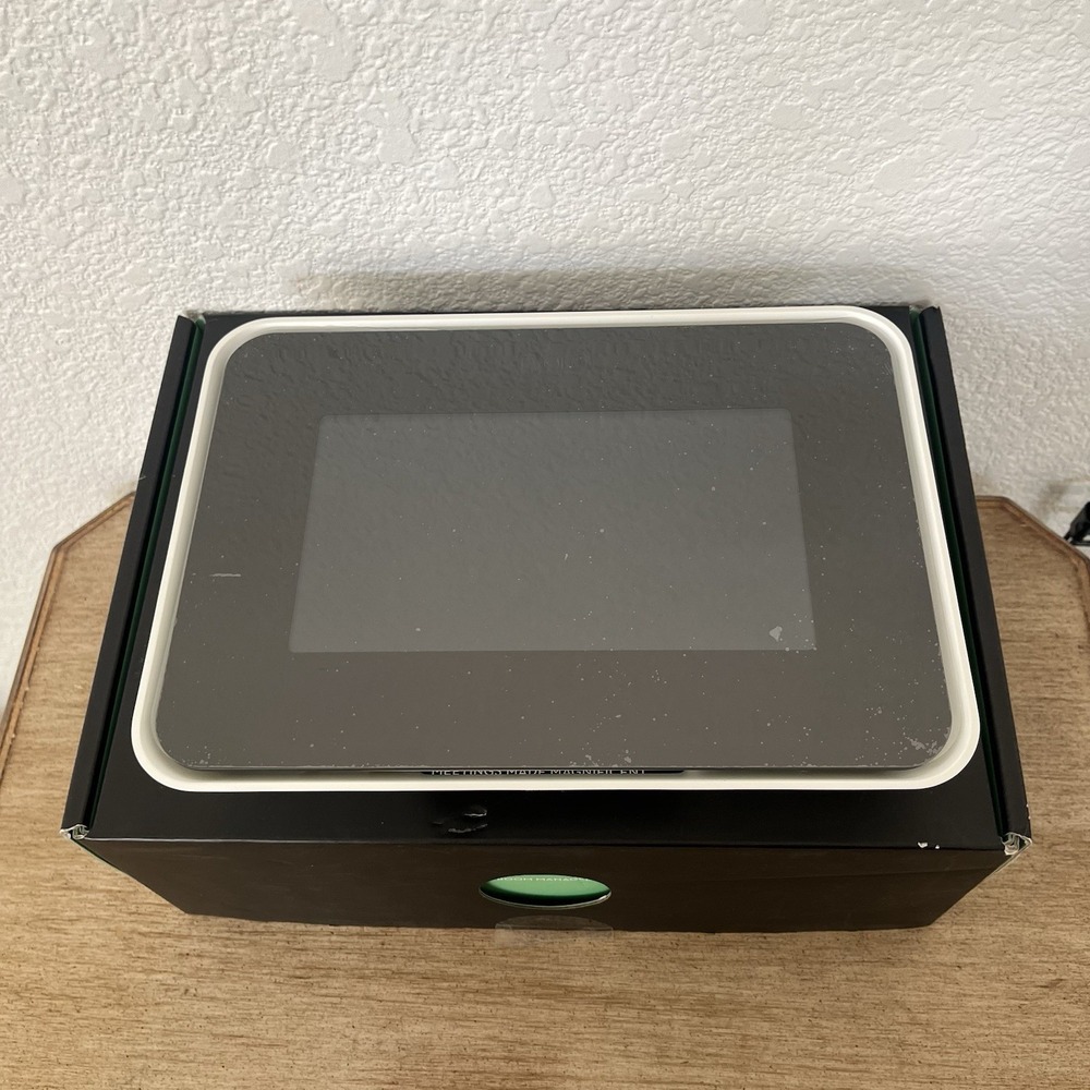Evoko Room Manager ERM1001 Meeting Room Display Panel — No PSU, Untested